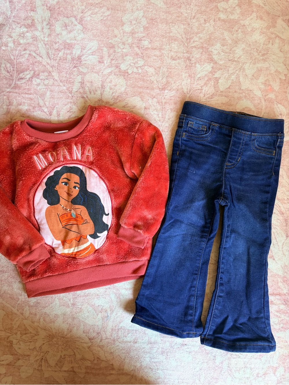 Moana Red Girls' Pullover Sweatshirt - Kids